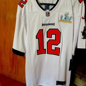 Tom Brady #12 buccaneers 🏴‍☠️ Authentic on field super bowl  jersey NWT size XL